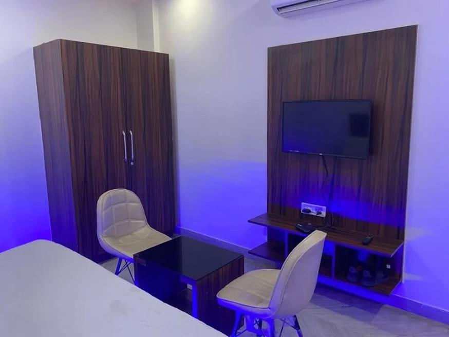 Hotel Max Új-Delhi Kültér fotó