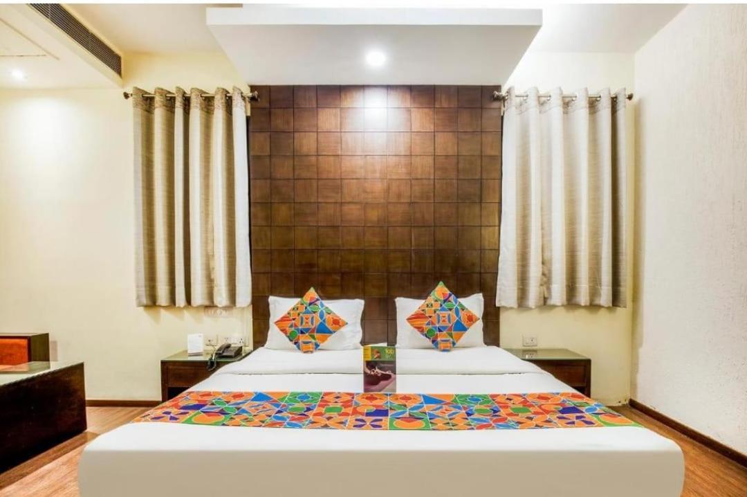 Hotel Max Új-Delhi Kültér fotó
